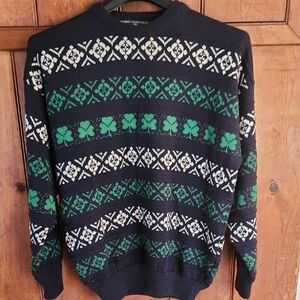 Blarney Castle Design Shamrock Wool Sweater Medium